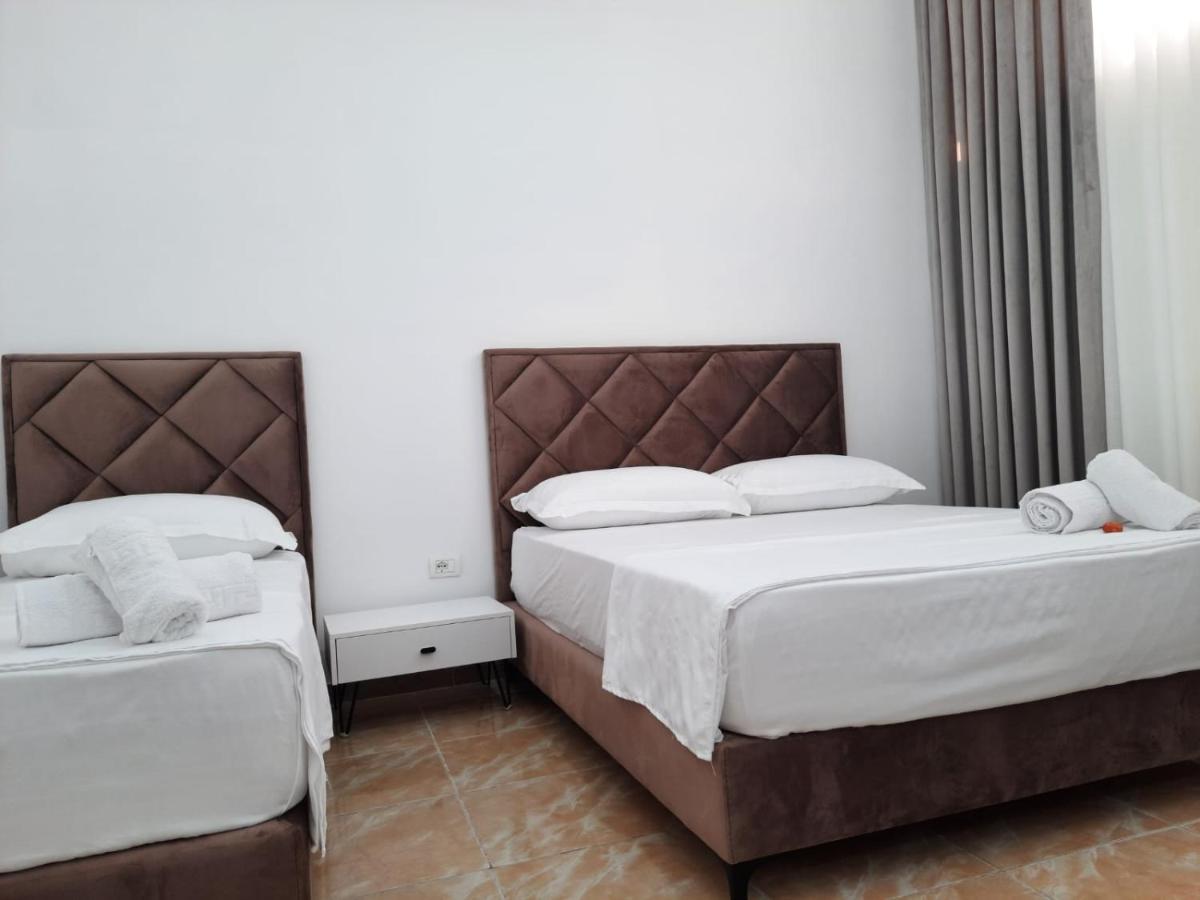 Vila Pushimi Regis Velipoje Exterior photo